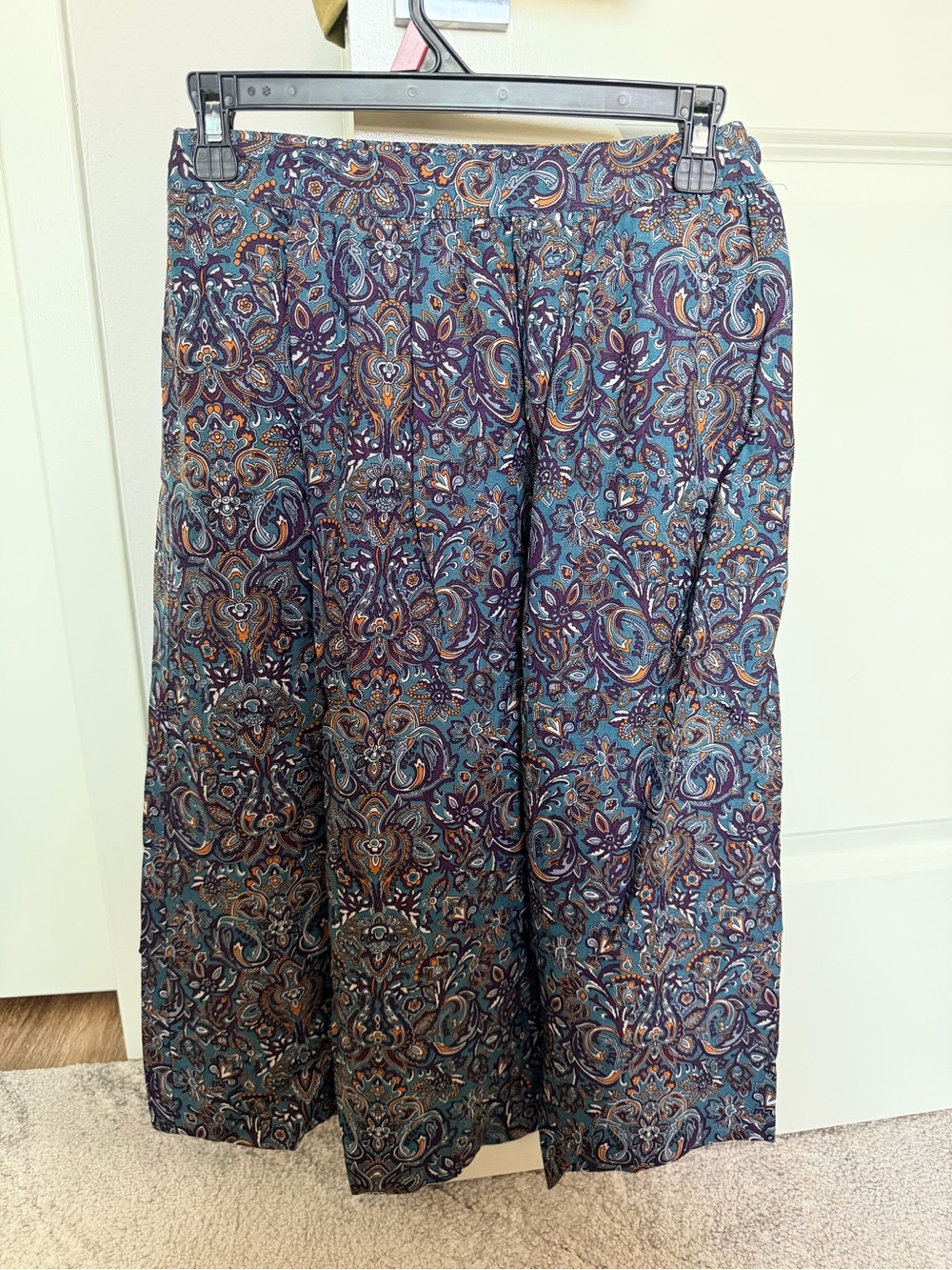 Vintage Wyndham Collection Petite Paisley Midi Skirt Size 10P — Excellent Condit